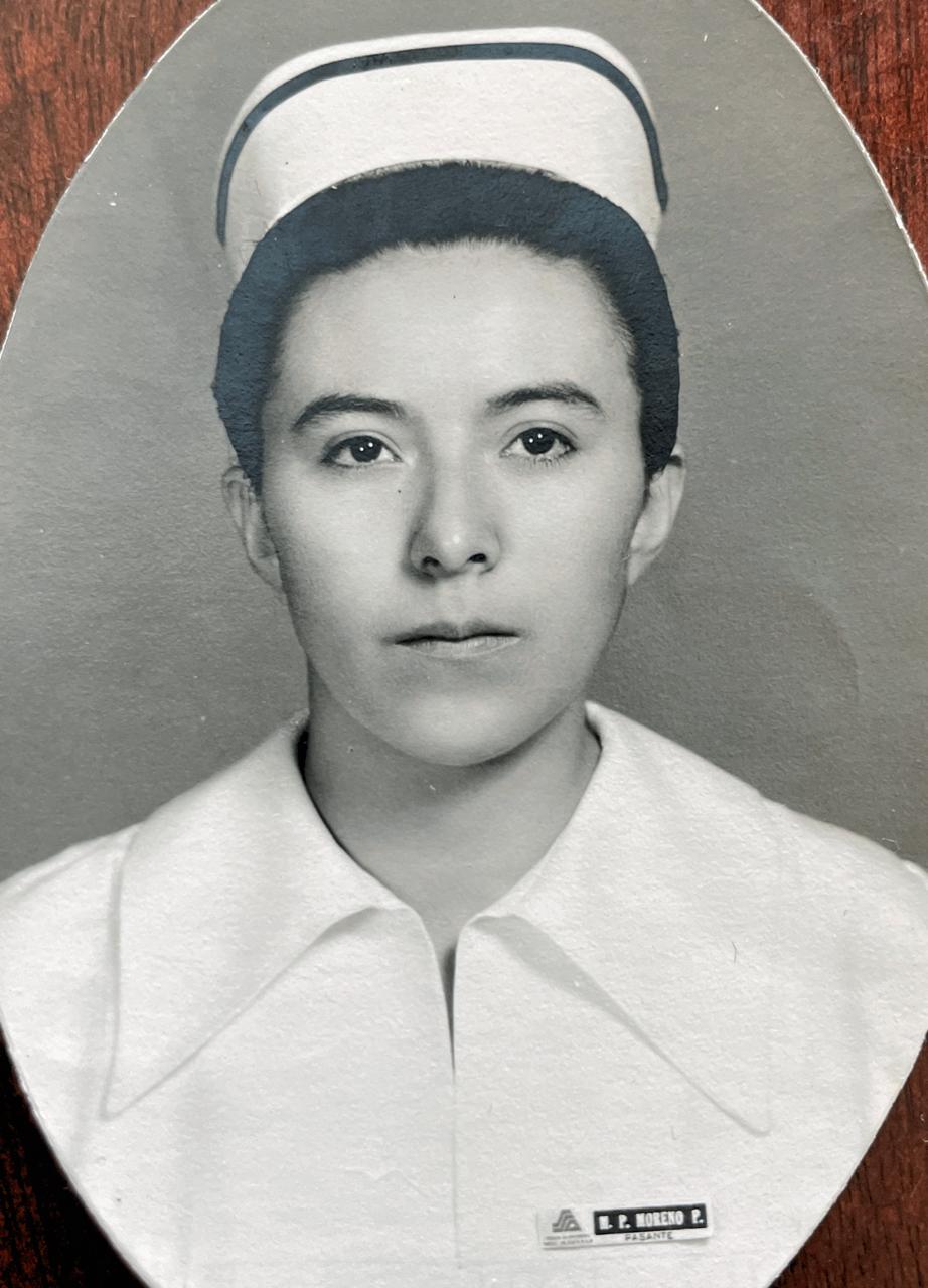 Patricia Moreno como enfermera